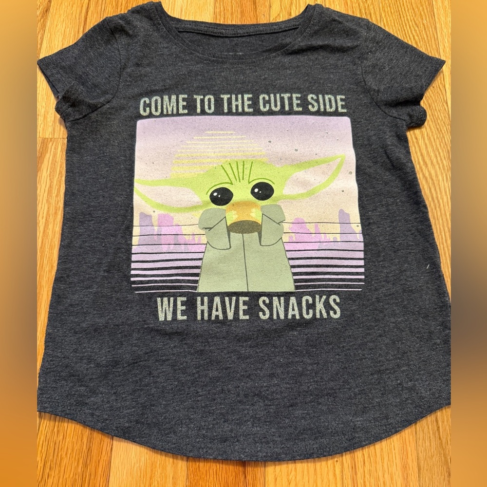 Star Wars Kids Gray baby yoda girls’ shirt